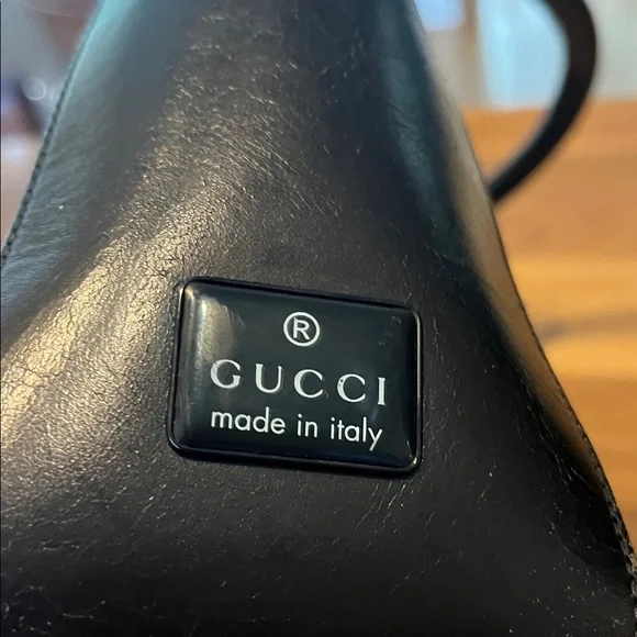 Gucci Black Leather Shoulder Bag - Picture 5 of 16